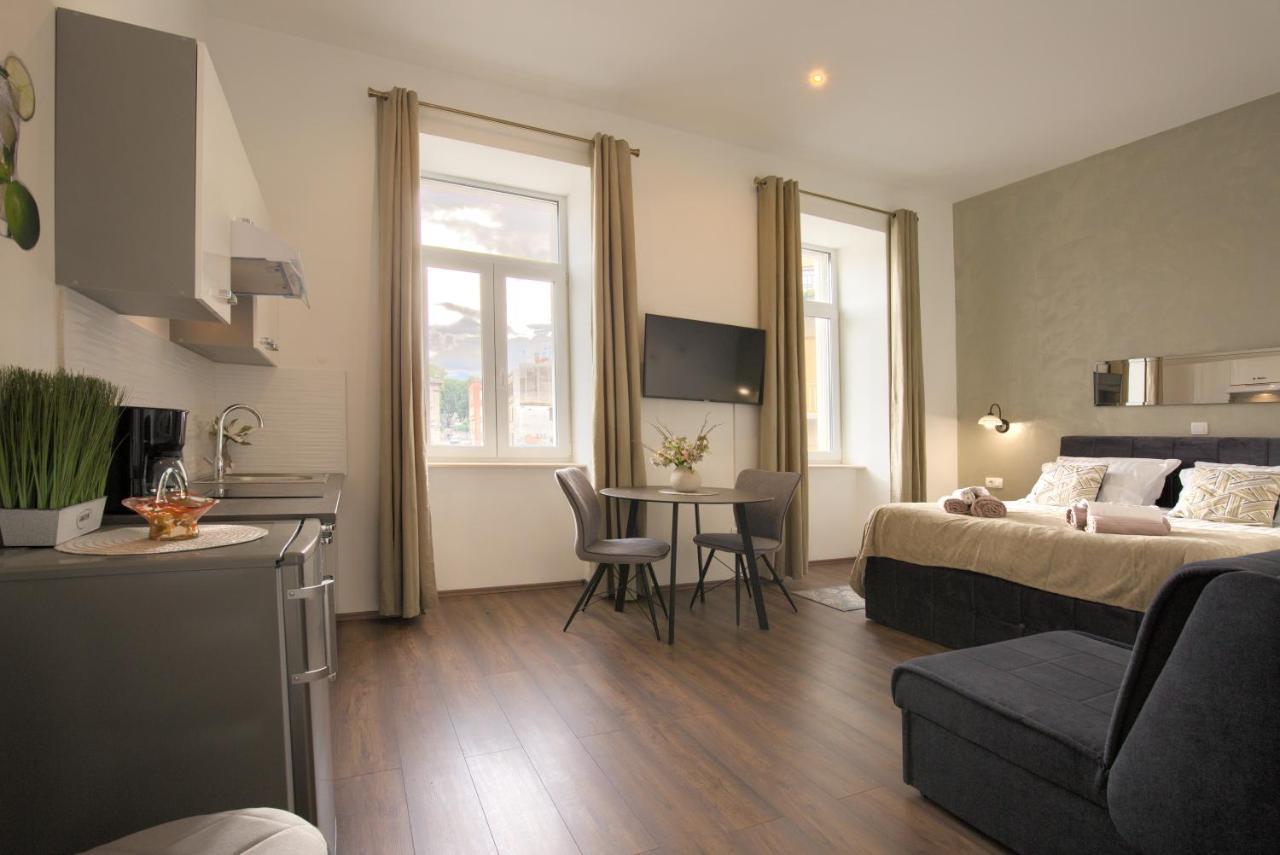 Pasko Properties Rental Pula Exteriér fotografie