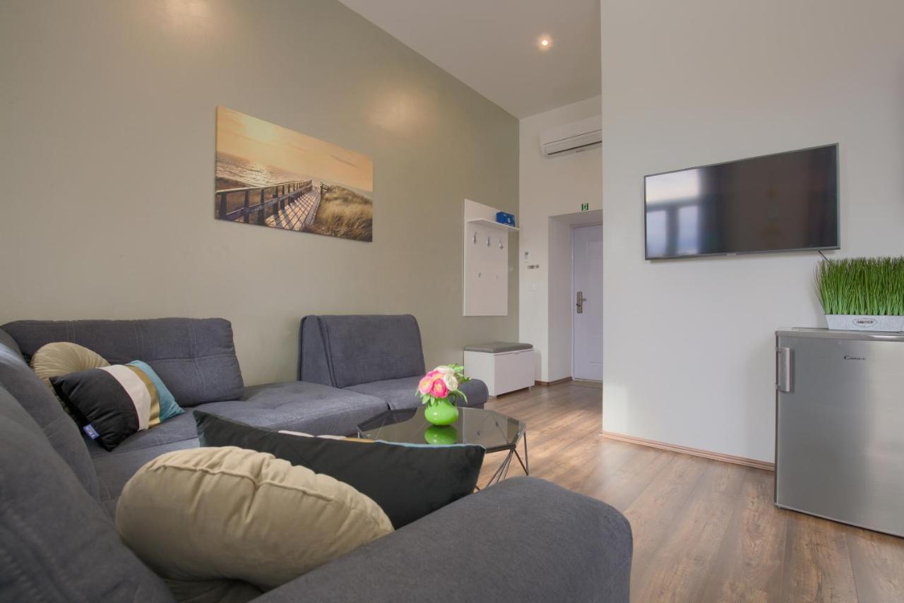 Pasko Properties Rental Pula Exteriér fotografie