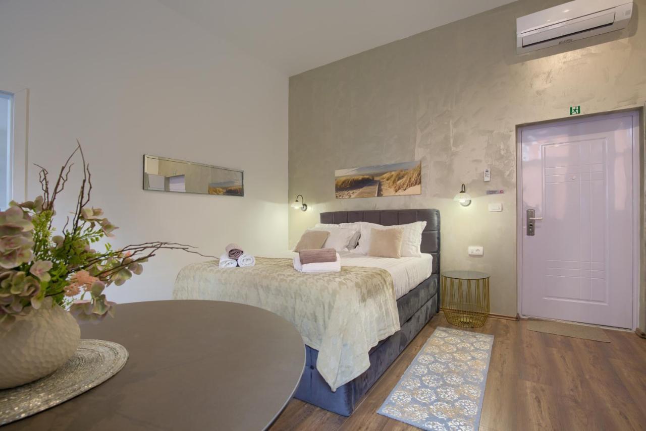 Pasko Properties Rental Pula Exteriér fotografie