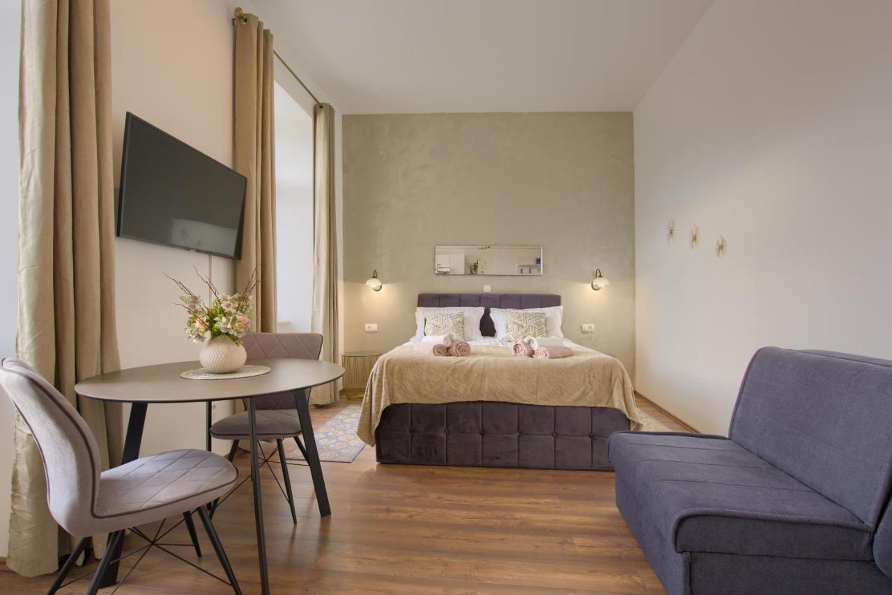 Pasko Properties Rental Pula Exteriér fotografie
